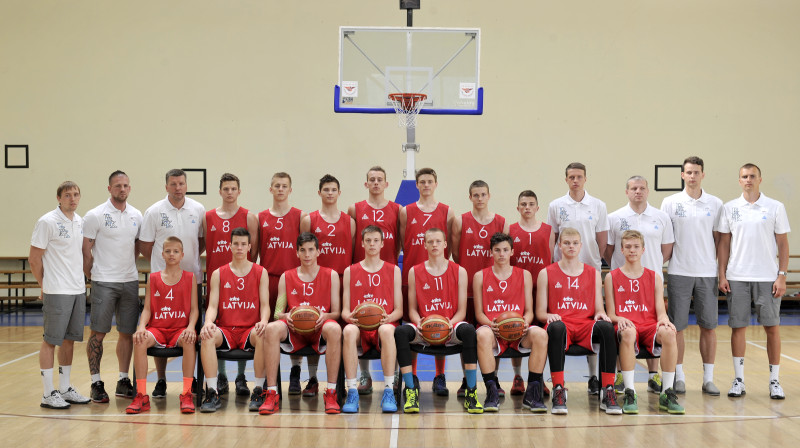 Latvijas U16 izlase.
Foto: basket.lv