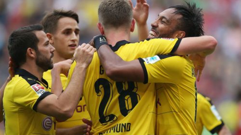 Dortmundes "Borussia" joprojām turnīra tabulas galvgalī
Foto: AFP/Scanpix