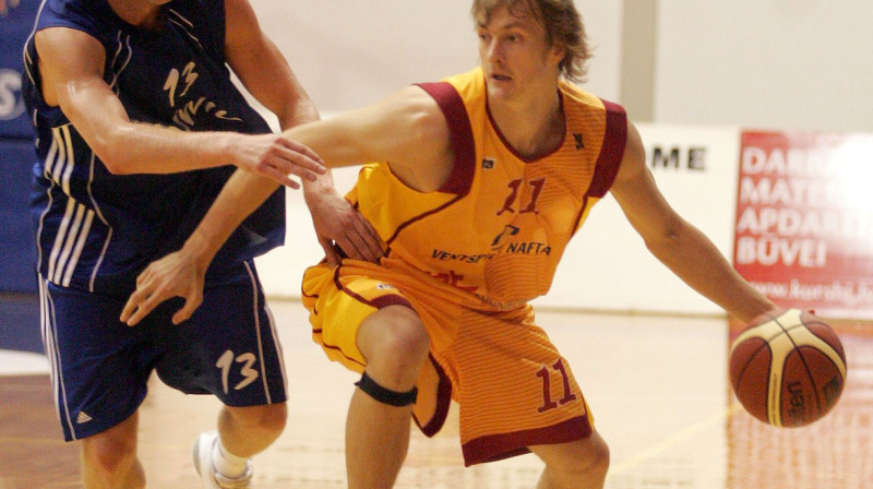 Kristaps Purņa rekords vienā spēlē realizētajos 3p metienos nav labots kopš 2004. gada.
foto: Romāns Kokšarovs (Sporta Avīze)