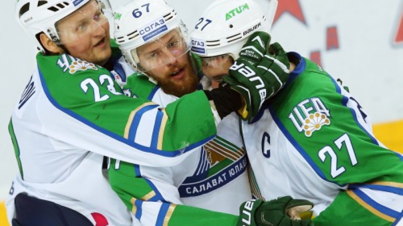 Dmitrijs Makarovs, Līnuss Ūmarks un Igors Grigorenko
Foto: ITAR-TASS/Scanpix