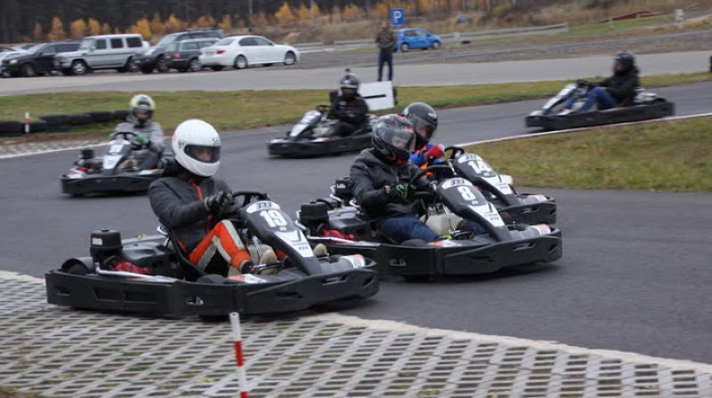 Openkart cīņas 333 jaunajā trasē
Foto: openkart.lv