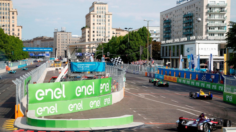 Formula E sacīkstes Berlīnē
Foto: fiaformulae.com