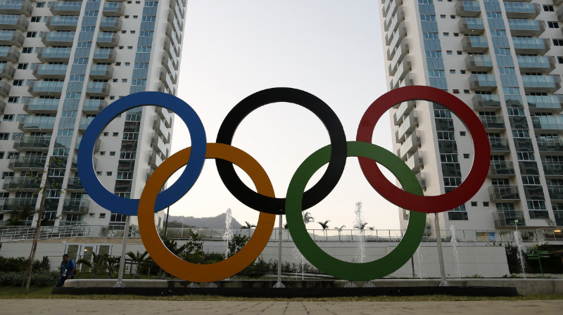 Olimpiskie riņķi Rio ciematā 
Foto: AP/Scanpix