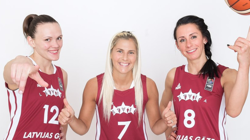 Anete Šteinberga, Elīna Babkina un Gunta Baško-Melnbārde
Foto: fiba.com