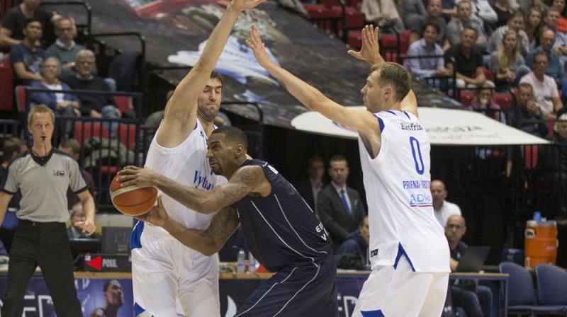 Kārlis Apsītis (Nr. 0) cīņā pret Groningenas "Donar"
Foto: FIBA