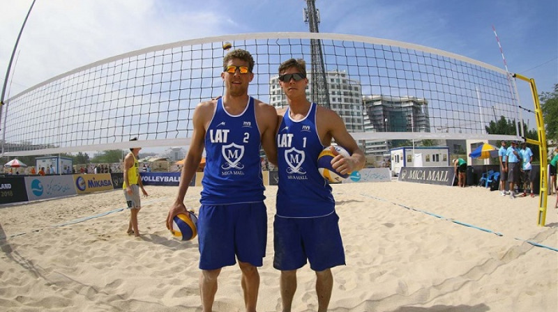 Aleksandrs Solovejs un Rihards Finsters
Foto: FIVB