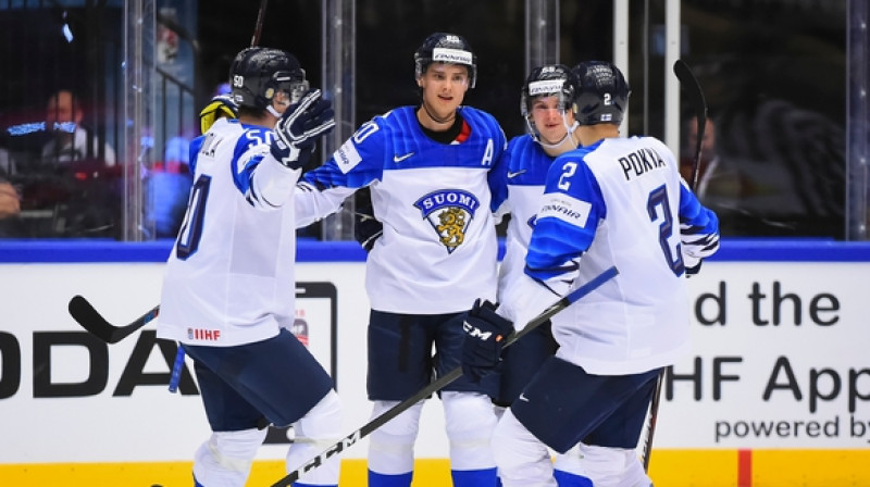 Somijas hokejisti pēc gūtajiem vārtiem pret Latviju
Foto: IIHF