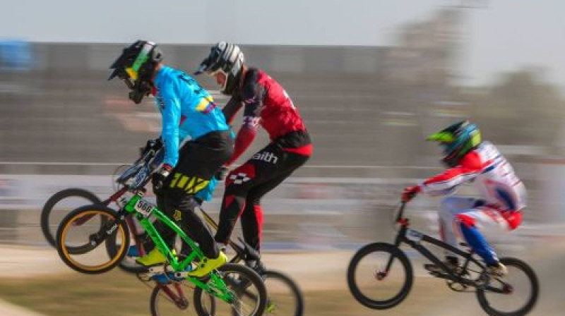 Pasaules čempionāta BMX riteņbraukšanā elites un junioru grupas   priekšsacīkstes pārceltas uz sestdienu.
Foto: uci.ch