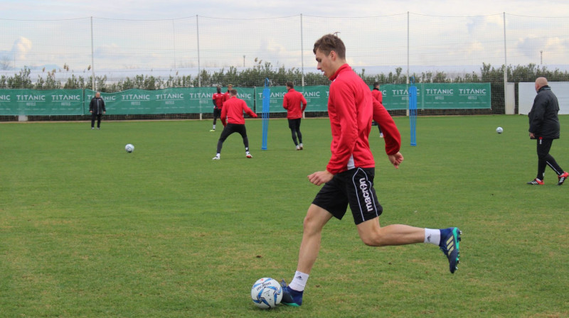 Roberts Uldriķis treniņā. Foto: FC "Sion"