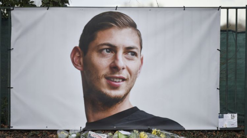 Emiliano Salas attēls pie "Nantes" treniņu stadiona. Foto: SIPA/Scanpix