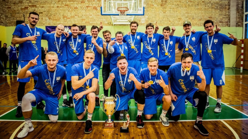 LBL3 čempioni 2019: Cēsis/Cēsu sporta skola. Foto: basket.lv