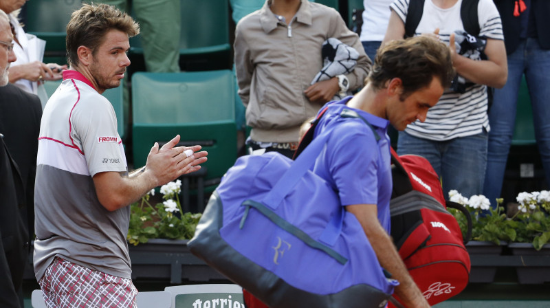 2015. gada 2. jūnijs Parīzē. Stens Vavrinka guvis pēdējo no savām trim uzvarām pret Rodžeru Federeru. Foto: AFP/Scanpix