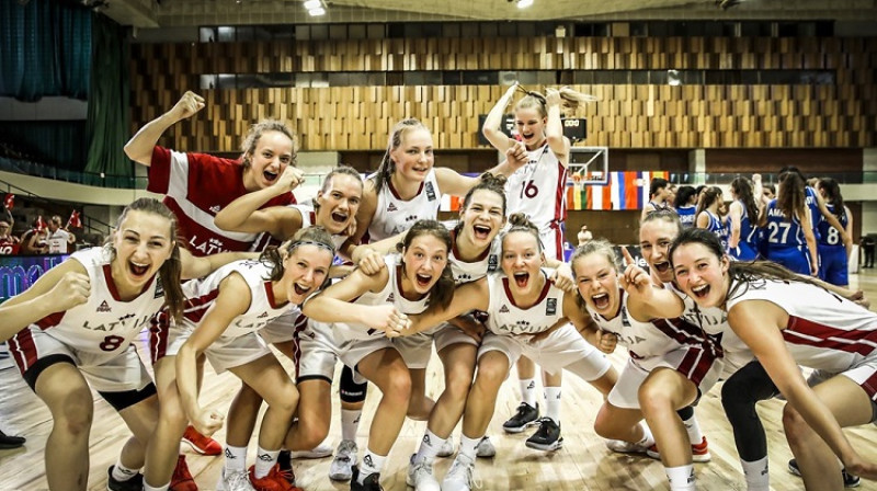 Latvijas U18 meiteņu izlase: septītā labākā Eiropas komanda 2019. gada vasarā. Foto: FIBA