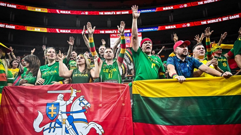 Lietuvas līdzjutēji Ķīnā. Foto: FIBA