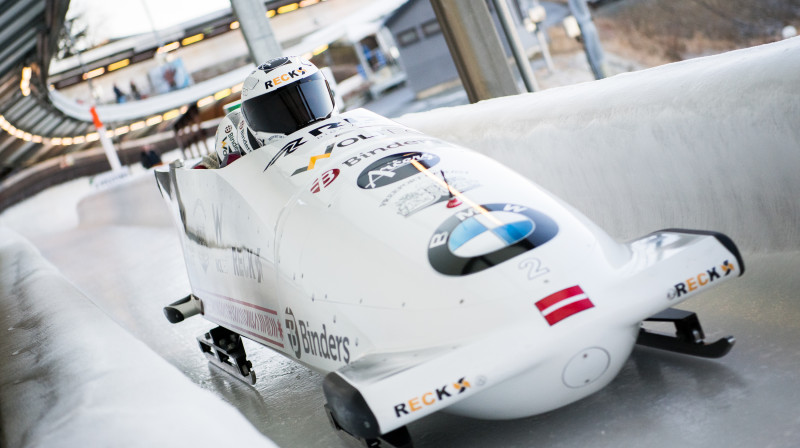 Oskara Ķibermaņa kamanas trasē. Foto: Viesturs Lācis/bobslejs.lv