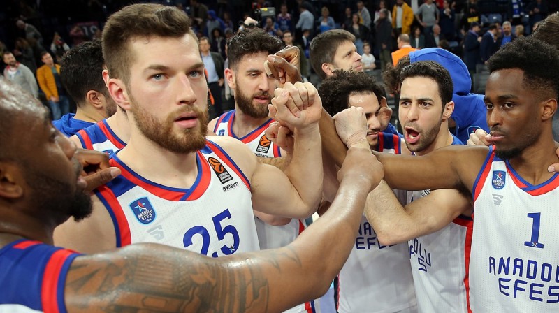 Eirolīgas līdere "Anadolu Efes". Foto: Euroleague.com