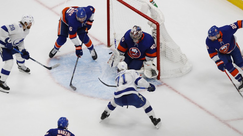 Entonijs Sirelli (ar 71.nr ) darbībā. Foto: USA Today Sports/Scanpix