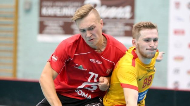 Pērn komandas aizvadīja ļoti saspringtu cīņu sezonas atklāšanā
Foto: Floorball.lv