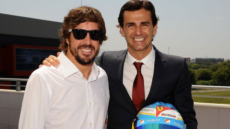 Fernando Alonso un Pedro de la Rosa. Foto: Motorsport.com