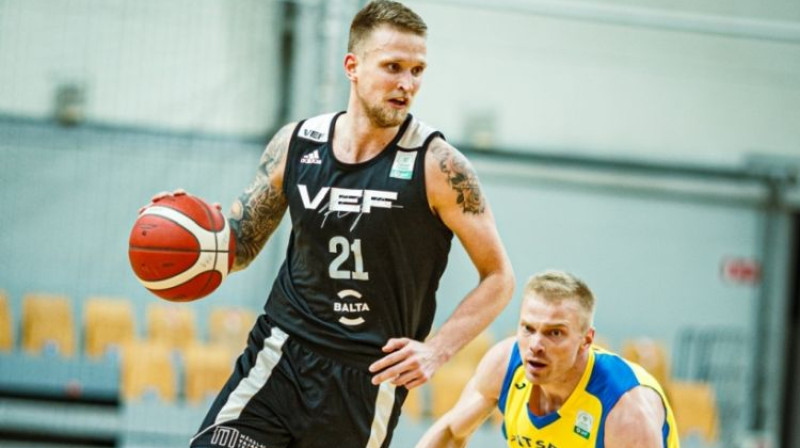 Aigars Šķēle un Kristaps Mediss. Foto: vefriga.com