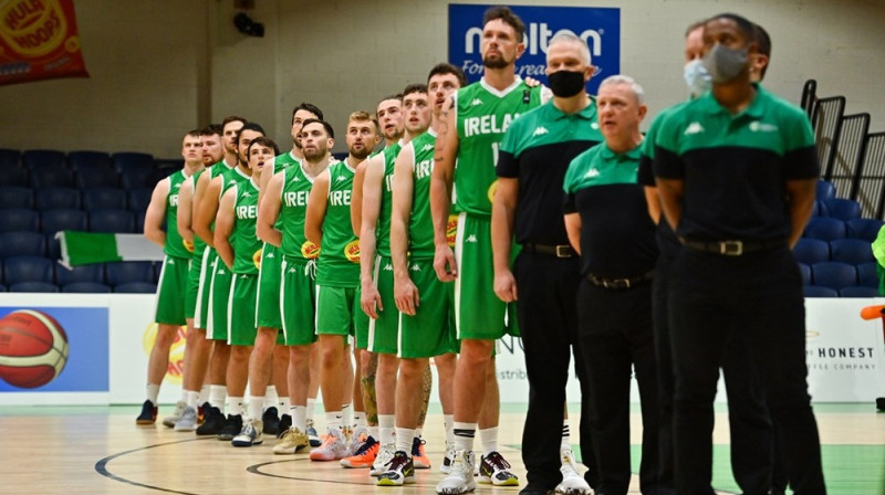 Īrijas izlase pirms mača pret Gibraltāru. Foto: FIBA