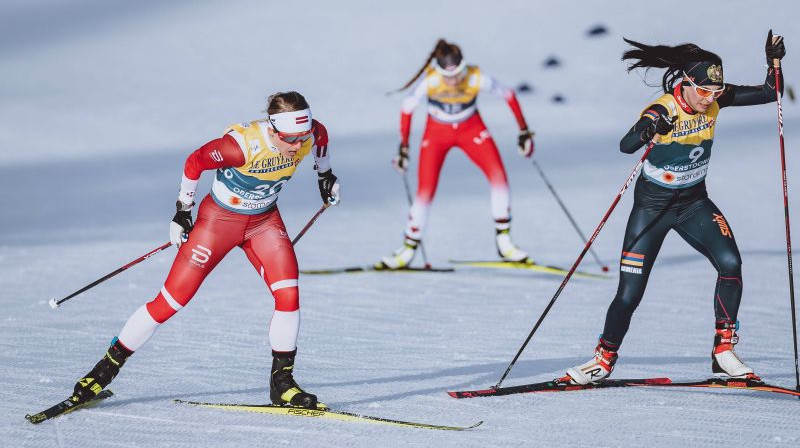 Baiba Bendika distanču slēpošanas trasē. Foto: imago images/Eibner Europa/Scanpix