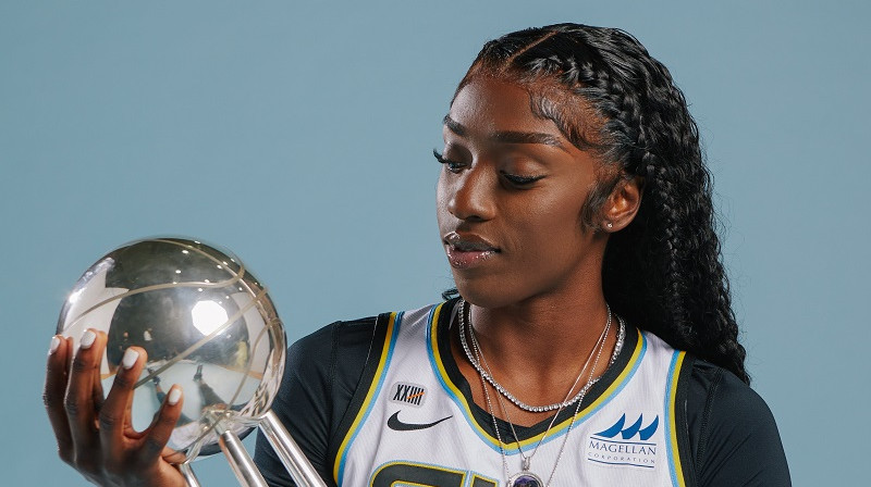 WNBA 2021. gada finālu vērtīgākā spēlētāja Kalea Kopere. Foto: WNBA