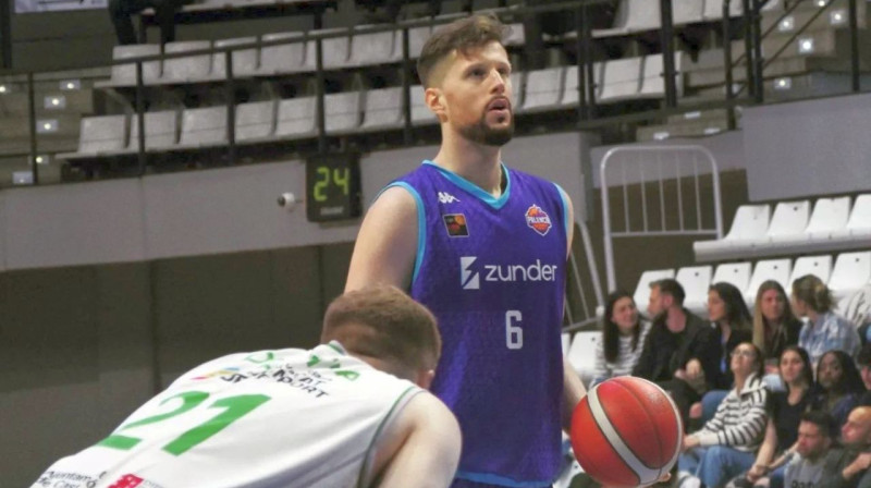 Dāvis Rozītis. Foto: Palencia Baloncesto