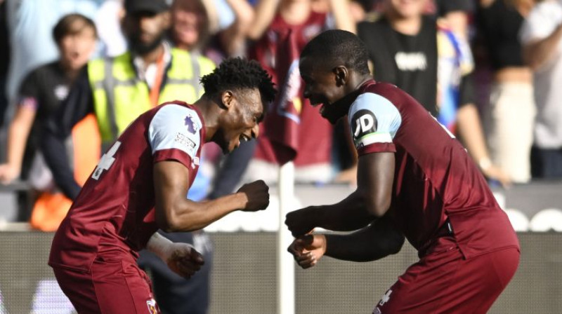 "West Ham" svin izlīdzinājuma vārtus. Foto: Reuters/Scanpix