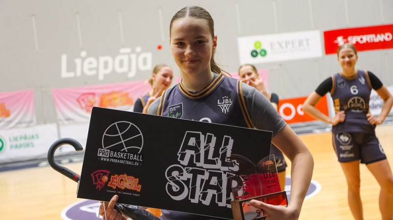 Marta Ploriņa Eiropas Meiteņu basketbola līgas turnīrā Liepājā. Foto: BVBS