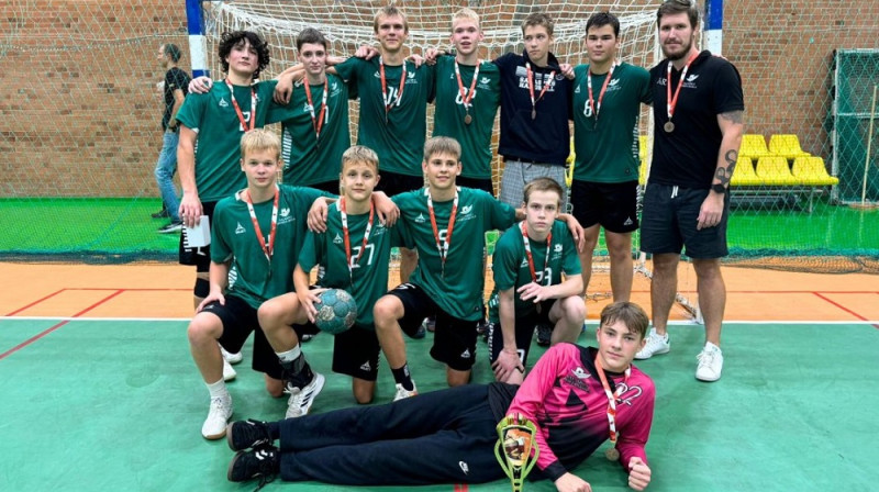 Salaspils U16 komanda. Foto: Latvijas Handbola federācija