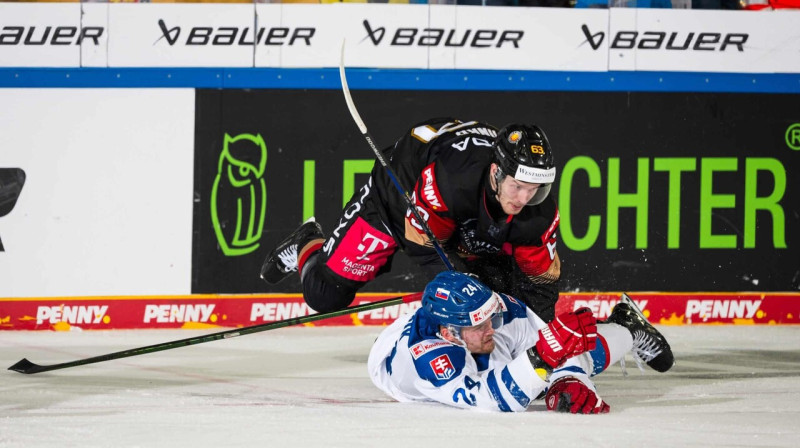 Mirklis no Vācijas un Slovākijas valstsvienību spēles. Foto: City.Press