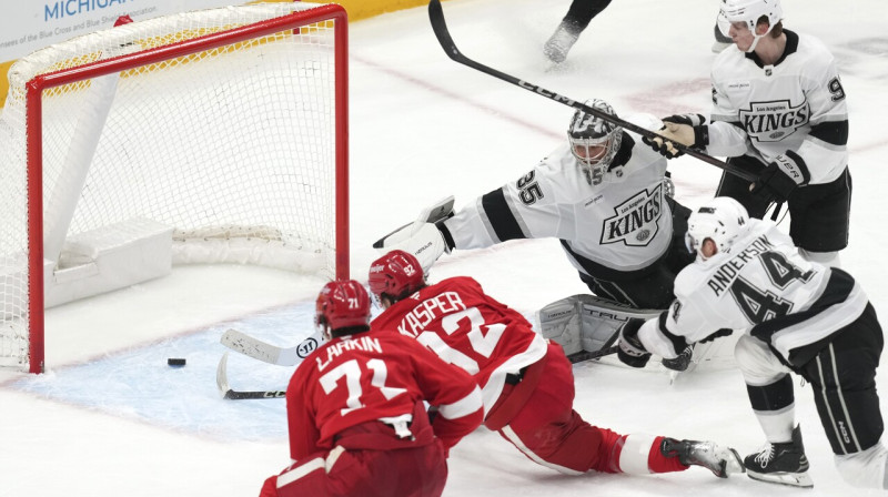 Mirklis pirms Marko Kaspera vārtu guvuma. Foto: Paul Sancya/AP/Scanpix