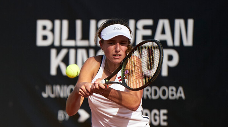 Adelina Lačinova. Foto: Manuel Queimadelos / itftennis.com