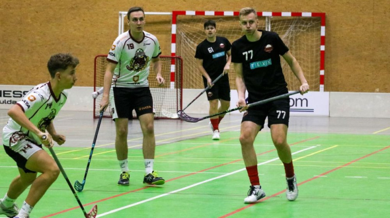 Ričards Korns (#77) Inčukalnā sekmēja FK "Ulbroka" komandas uzvaru ar četriem vārtu guvumiem, foto: SK Coyote