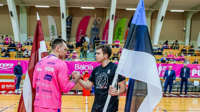 Komandu kapteiņi Uģis Pinete un Marguss Pahvs. Foto: Rīgas Zeļļi