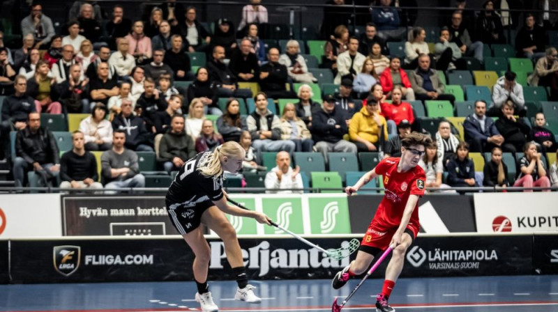 Aurēlija Zariņa (no labās), foto: Anssi Koskinen