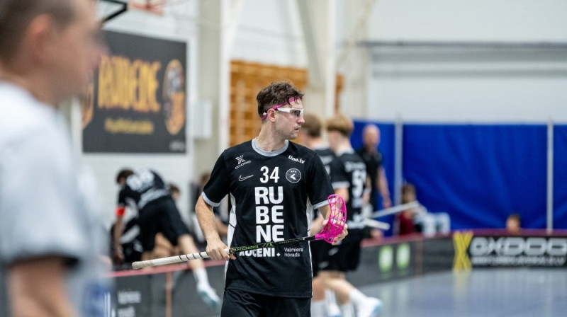 Matīsa Celma vārtu guvums atnesa otro uzvaru "Rubenei" šajā sezonā, foto: Jānis Lārmanis, Floorball.lv
