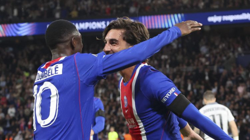 Bijušie Barselonas uzbrucēji Usmans Dembelē un Ferrans Torress. Foto: Zumapress/Scanpix