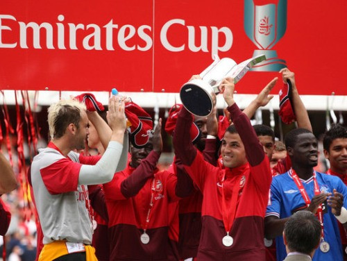 "Arsenal" pārspēj "Rangers" un triumfē "Emirates Cup"