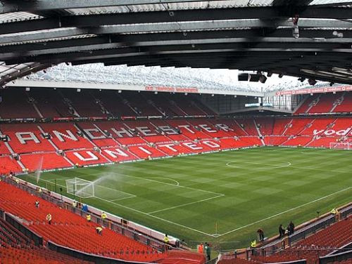 "Manchester United" stadionam šodien 100 gadu jubileja