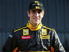 ''Renault'' vadība: ''Tas, vai Petrovs paliks, atkarīgs no viņa''