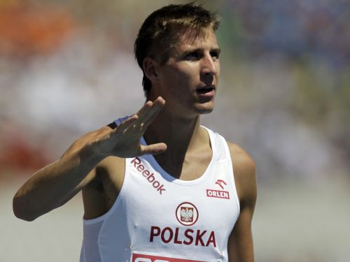 800 metros triumfē sezonas līderis Levandovskis