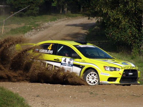 "Vorobjovs Racing" ekipāža LČ rallija sezonu noslēdz ar uzvaru N4 klasē