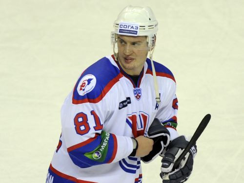 Latvieši KHL: Pujacam atkal piespēle, Cipulis šoreiz tukšā
