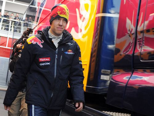Arī otrajā F1 testu dienā pārliecinoši ātrākie ''Red Bull''