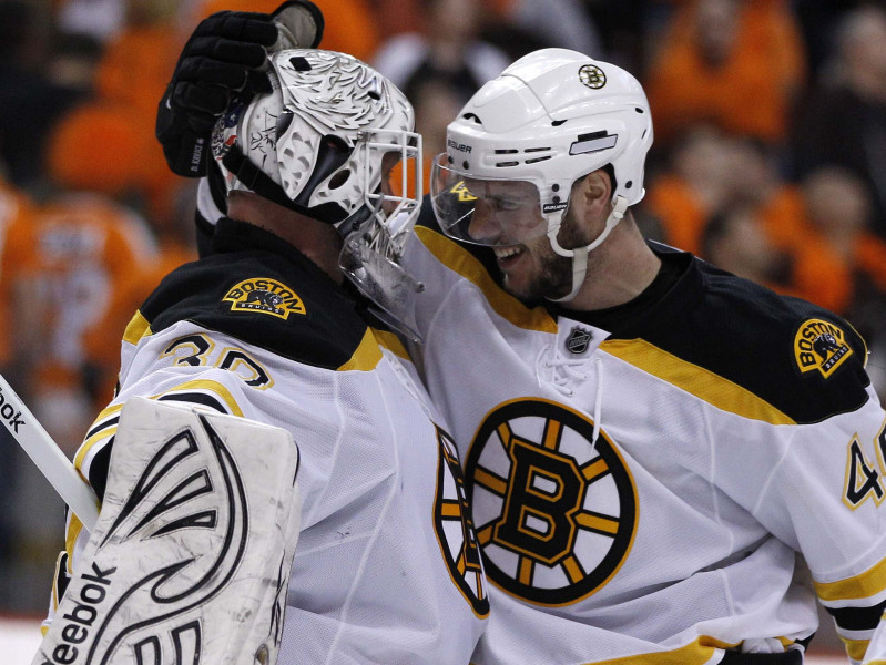 "Bruins" atstāj sausā "Lightning", sērijā izvirzās vadībā