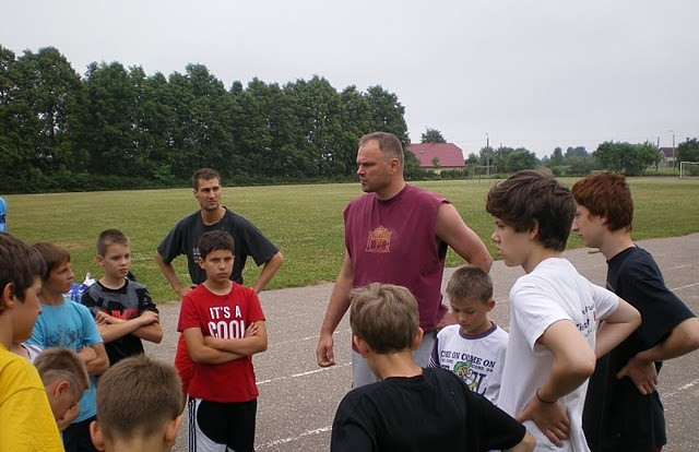 Helmanis aicina jaunos basketbolistus uz nometni Rēzeknē