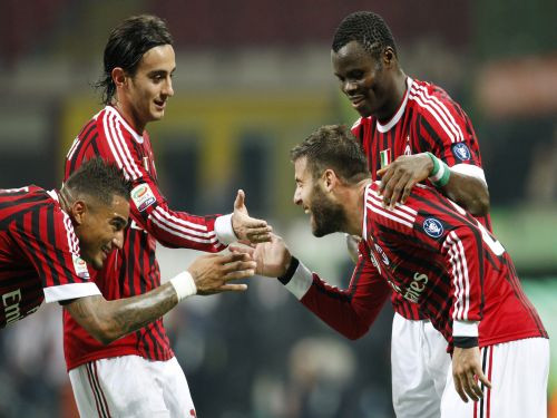 ''Milan'' iekļūst labāko pieciniekā, ''Inter'' saglabā 16.vietu