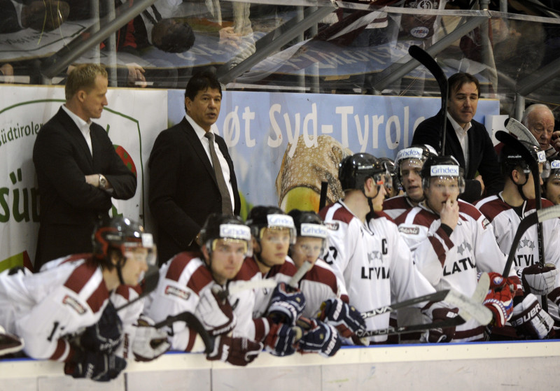 "Nordea" kļūst par oficiālo Latvijas hokeja izlases banku